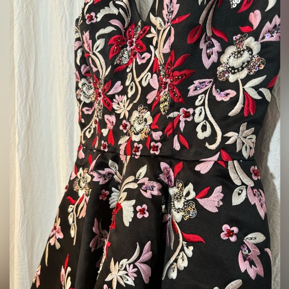 Black Floral Semi Dress. - Picture 3 of 5